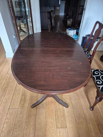 crystal cabinet, table with chairs