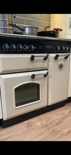Rangemaster Gas hob / Electric Double Oven