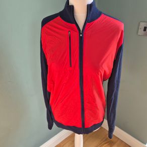 Footjoy winter top Size: Medium