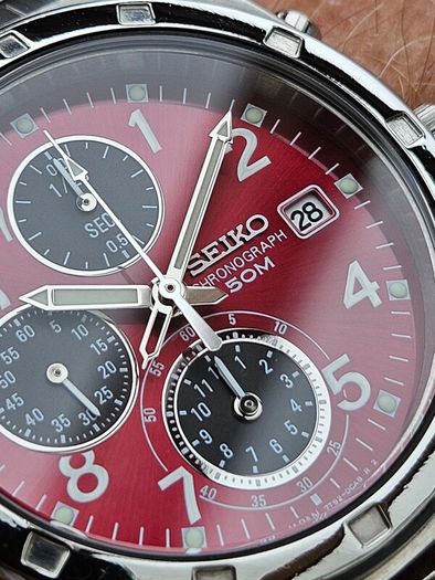 Watch Seiko Chronograph Quartz.