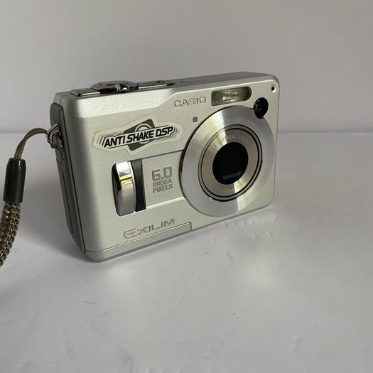 Casio Exilim EX-Z110 6.0MP fully working