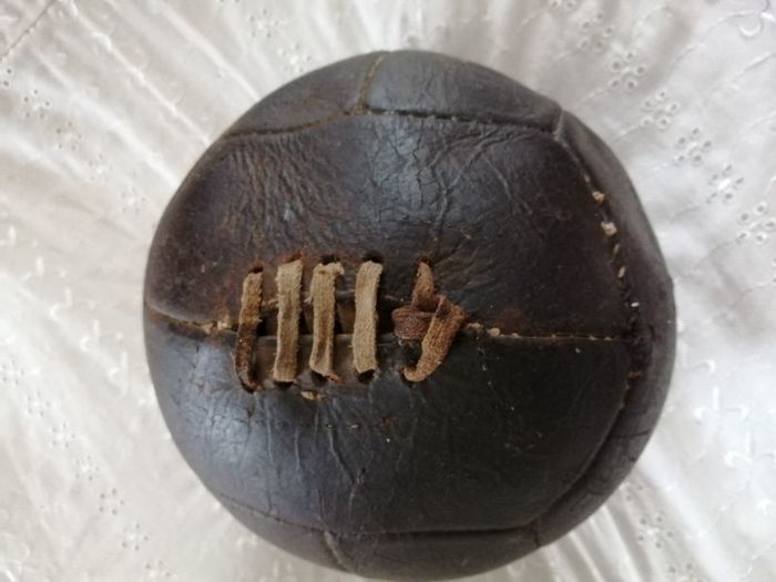 1930's Original 12panel Leather football