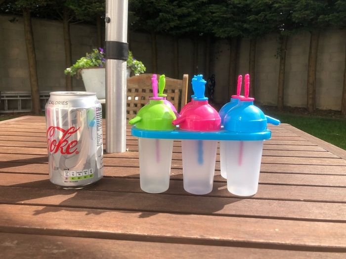 Party ware, plastic picnic