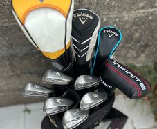 Full set of ladies golf clubs