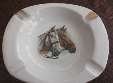 Lovely presume Vintage Horse Ashtray