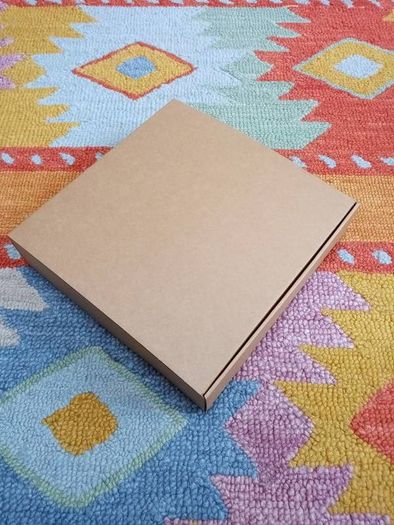 Lot of 7 pcs Eco Friendly Flat box, postal shipping boxes eCommerce all brown double walled up eco-friendly size 31x31x7 cm