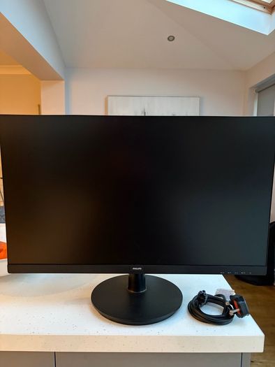 Phillips 27 Inch Monitor