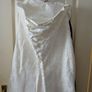 Wedding dress Image 2
