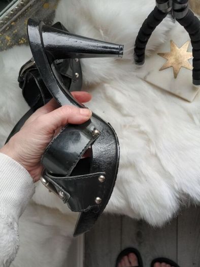 Authentic Paris Texas Mules block 100mm high heel