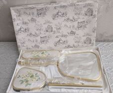 Vintage Vanity Set New