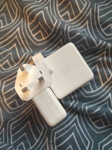Apple MacBook USB-C Pro Air Chargers Genuine 61W