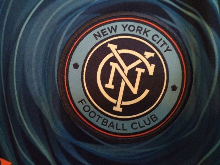 Freepost New York City Soccer Football Shirt 2XL New With Tags