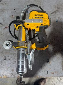 Dewalt 18v Grease Gun