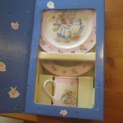 AYNSLEY  nursery rhyme  delph set