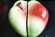 Vintage Carlton Ware Apple salt and pepper shakers/cruet set