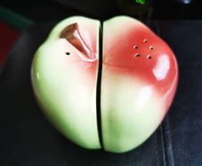 Vintage Carlton Ware Apple salt and pepper shakers/cruet set