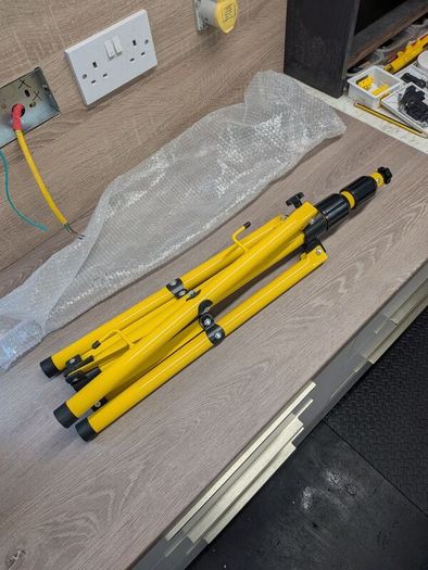 Defender Tripod