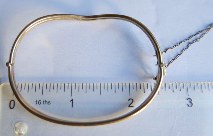 Vintage  14k Yellow Gold Plated  Bangle Bracelet
