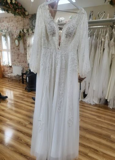 Wedding dress
