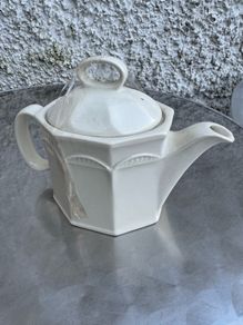 Teapot