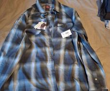 Brand New with tags Wrangler Men's Outdoor Long Sleeve Shirt All Season Stretch Shirt