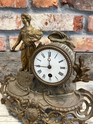 vintage clock