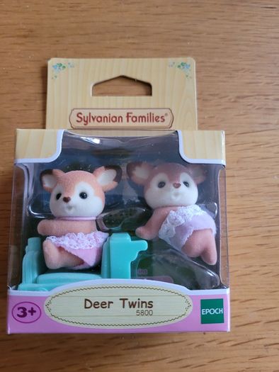 Sylvanian families furniture and figures