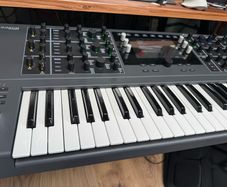 Waldorf Quantum MK1.