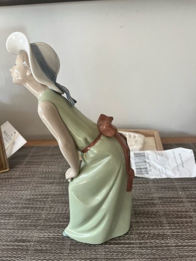 Lladro Figurine