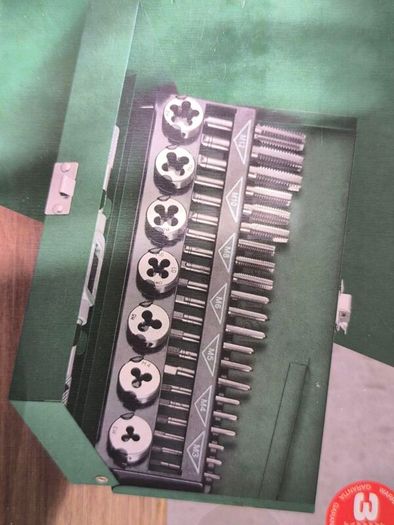 Tap and Die Set
