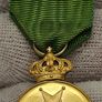 Sweden Gold Medal 1772 Order of Vasa Medal on Green Ribbon Very Rare Medal Image 3