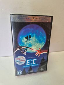 E.T. The Extra Terrestrial VHS (2002 Special Edition)  Rare bmibaby Promo Sticker and insert (PAL)