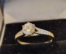 9ct gold ring