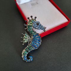 Seahorse Brooch Blue Crystals Pin Badge Broach Sea Horse Ocean Sea Theme Jewelry and Accessories