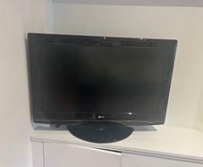 LG 28 inch Television