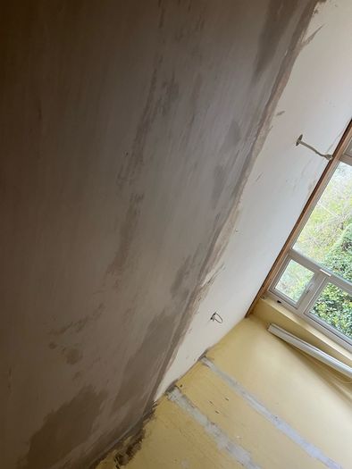 Plasterer available