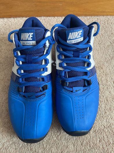 Nike Basketball Boots (Kids)