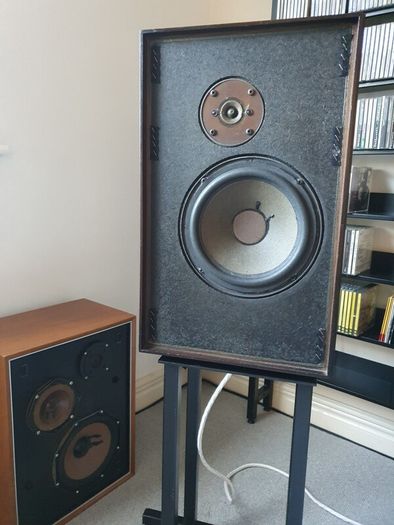 Acoustic Research 6 Speakers