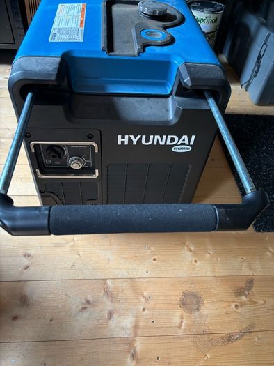 Hyundai 4.0kW Petrol Inverter Generator