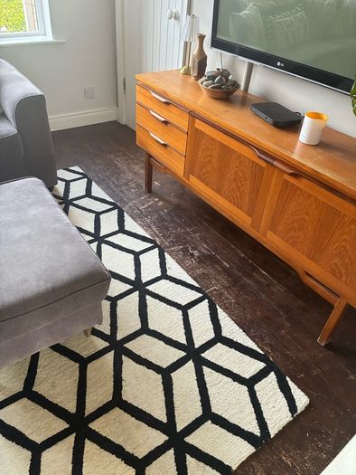 100% wool rug