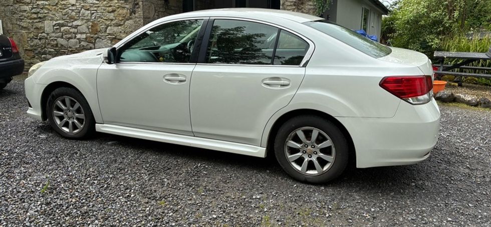 2014 Subaru Legacy. NCT May 2027