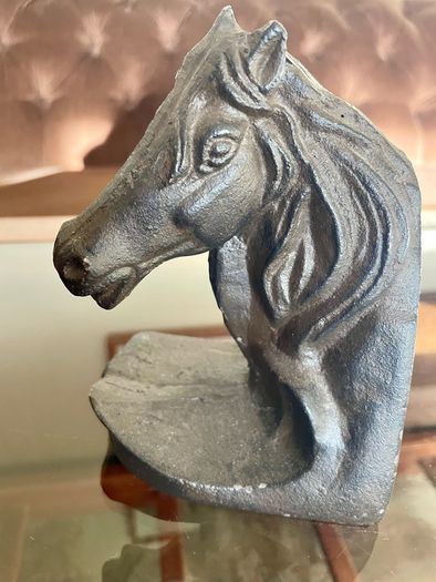 Set of 2 Textured Bronzed Metal Horse Head Bookends