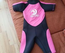 Girls wetsuit age 2 to 3