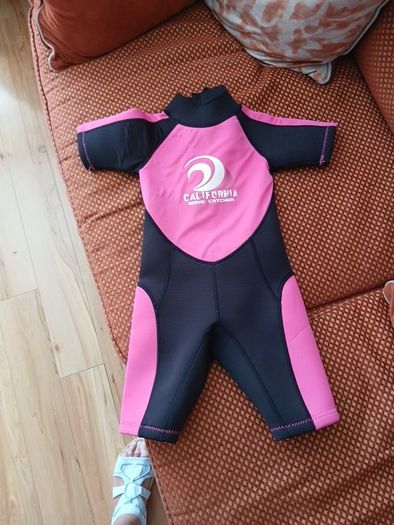 Girls wetsuit age 2 to 3