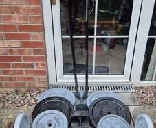weights barbell dumbells bench