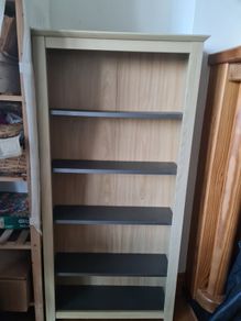 bookshelf