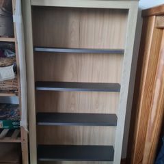 bookshelf