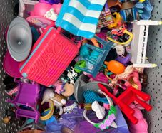 Free Mixed Toy Accessories