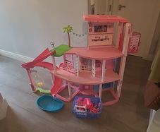 Large Barbie dream house