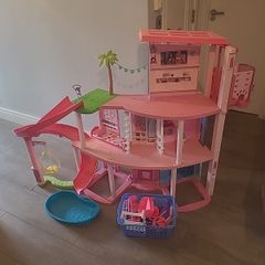Large Barbie dream house